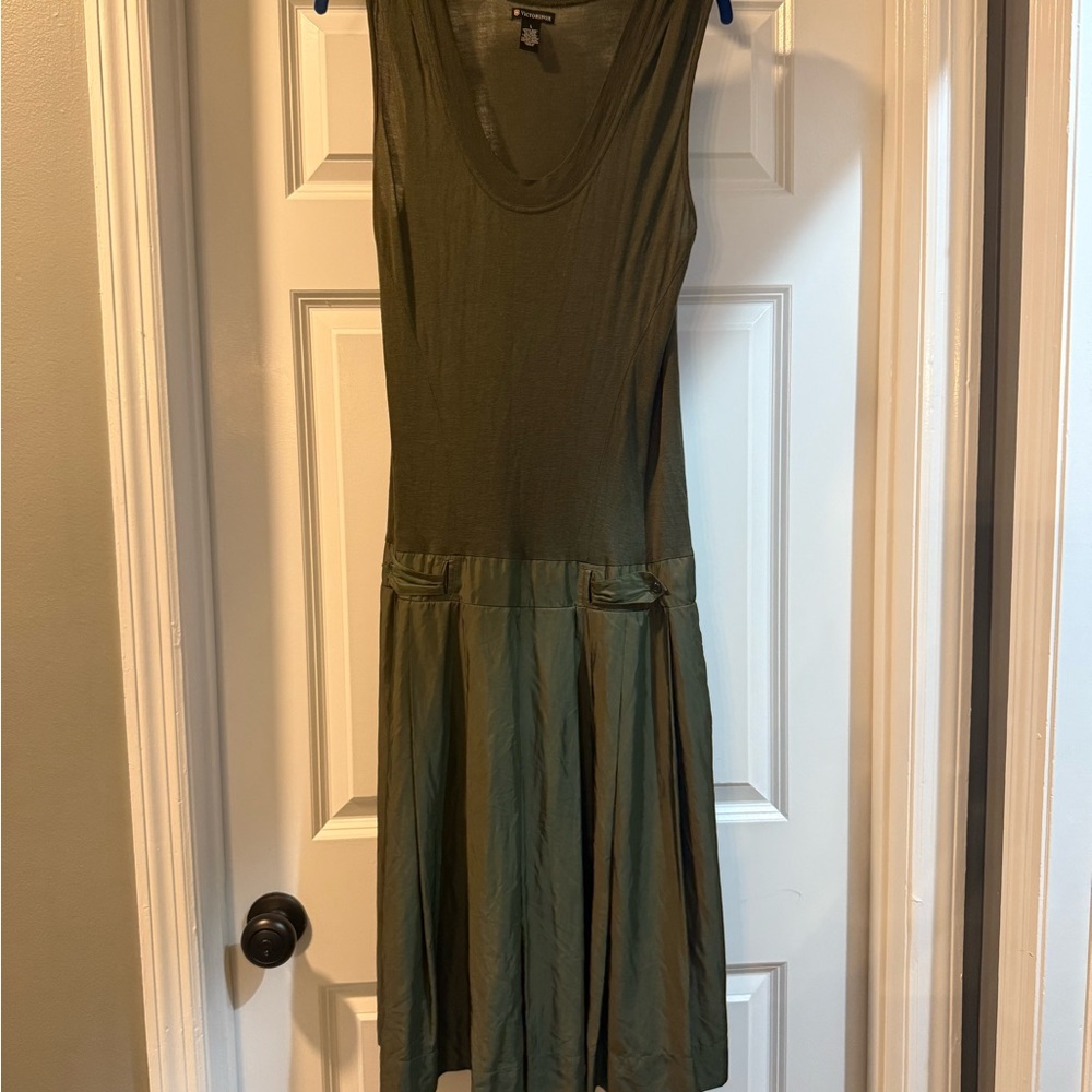 Victorinox Olive Green Midi Dress L